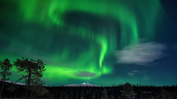 Sunspot outbursts likely to trigger more auroras