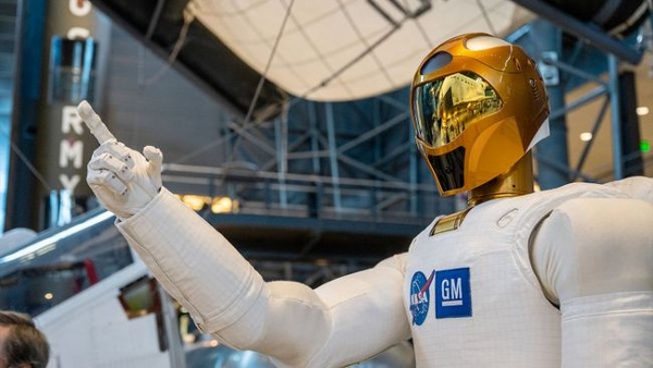 NASA's Robonaut-2 reunited with its ride into space