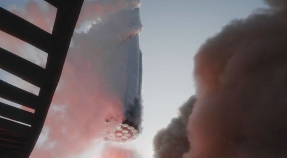 Starship up close! See SpaceX rocket lift off in slo-mo