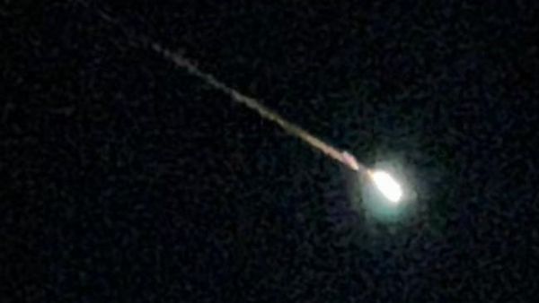 Fireball blazes across Lake Erie a week before Halloween