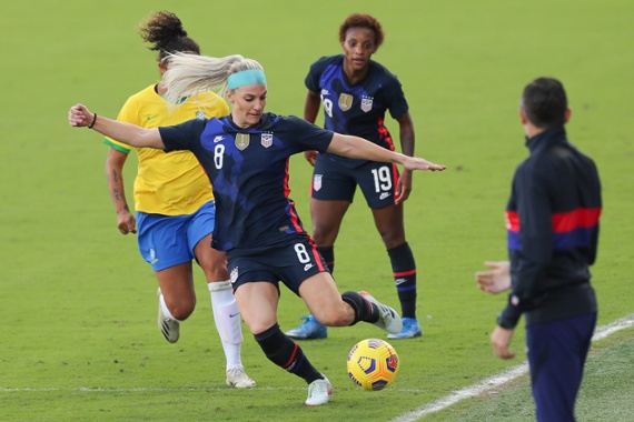 Deal with US Soccer to provide equal pay for women