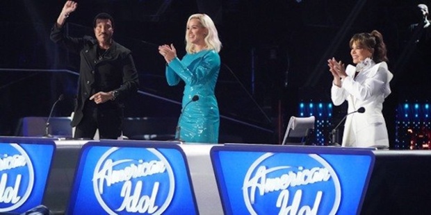 American Idol: Questions After Season 19's First Live Show