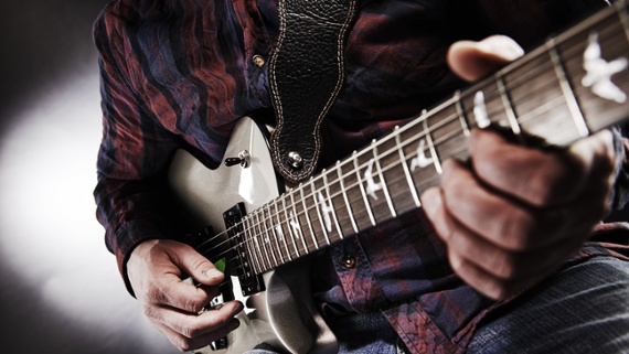 How to master arpeggios built from 7th chords