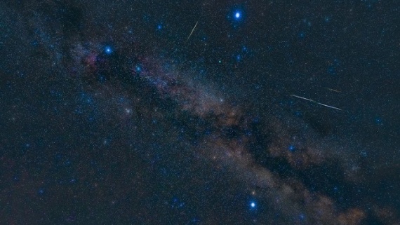 See the 'Summer Triangle' in the night sky this month