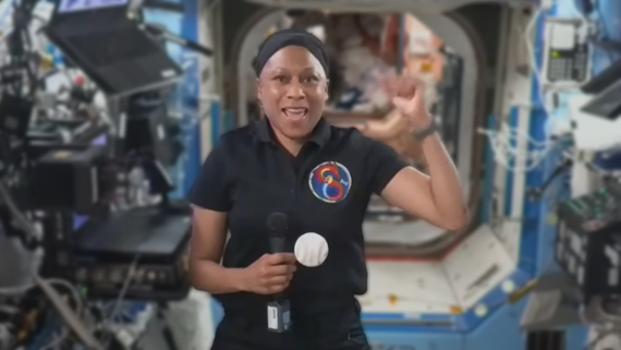 Astronaut gives tips to Baseball Hall of Fame from ISS