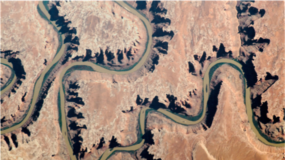 Earth from space: Green River winds through radioactive 'labyrinth of shadows'