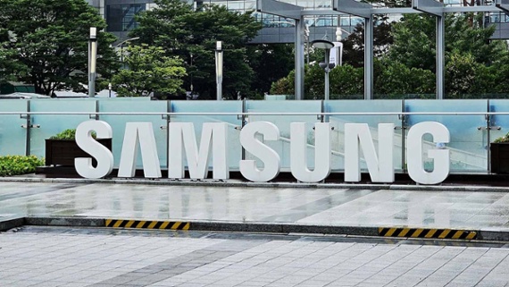 Two former Samsung bigwigs nabbed for allegedly swiping $3.2 billion worth of the company's intellectual property to build a 'brand new second-hand' chip fab in China