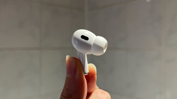An Apple AirPod
