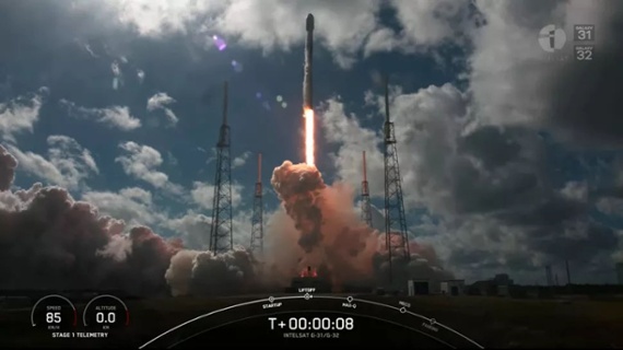 SpaceX launches 2 satellites on record-tying mission