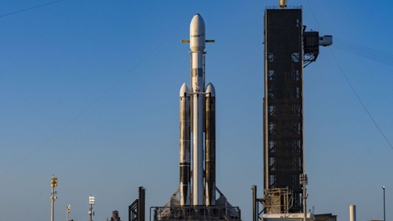 Watch SpaceX Falcon Heavy launch on 6th mission today