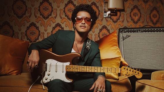 “An instrument with class that could still appeal to the most technically driven shredders”: Bruno Mars’ signature Fender Strat tips the cap to his six-string icons, Jimi Hendrix and Prince – and it’s one of the finest artist builds we’ve seen