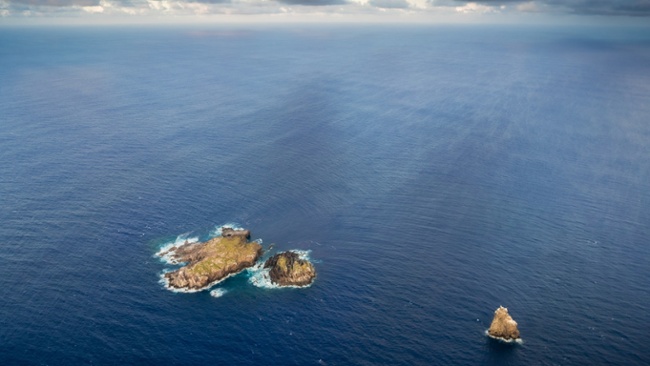 'Many more ancient structures waiting to be discovered': Lost chunk of seafloor hidden in Earth's mantle found off Easter Island