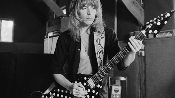 Learn the metal mastery of Randy Rhoads