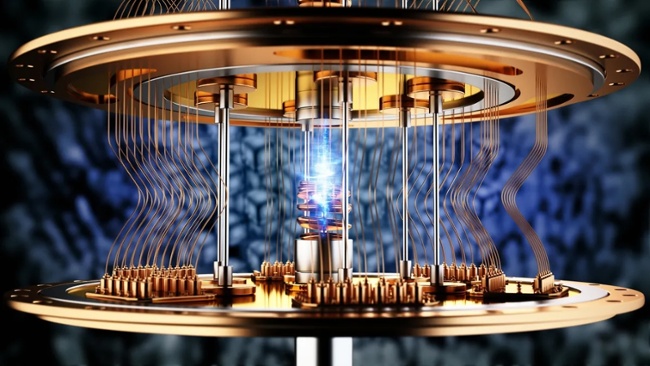 Why do scientists want to develop quantum computers?