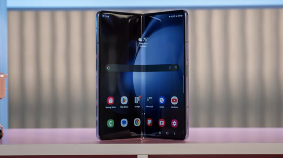 Samsung Galaxy Z Fold 5 hands-on: Flatlining