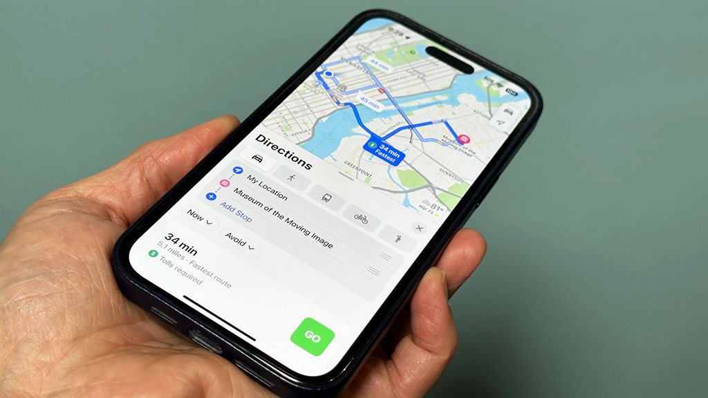 Here's a key reason to pick Apple Maps over Google Maps