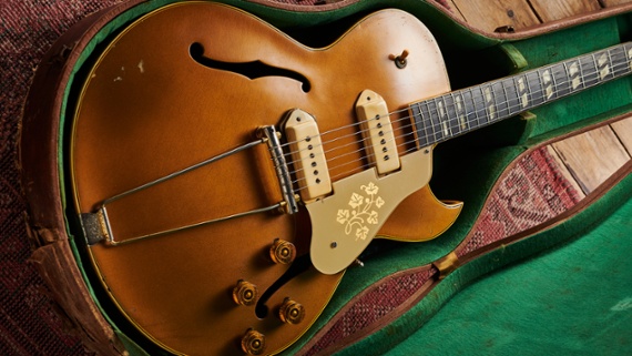 From Scotty Moore to Johnny Marr and beyond, the Gibson ES-295 is a true golden era classic