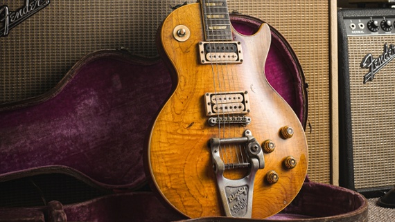 A UK resident found out that a filthy Gibson Les Paul she kept in a closet was worth $190,000 – and sold it to Joe Bonamassa