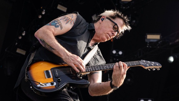 The Offspring's Noodles on why he picks Ibanez Talmans over Les Pauls – and that time he played James Hetfield's Explorer
