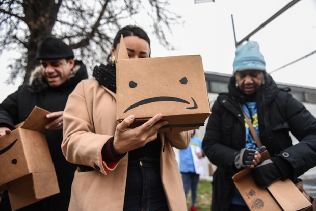 NYC Amazon workers move toward unionizing