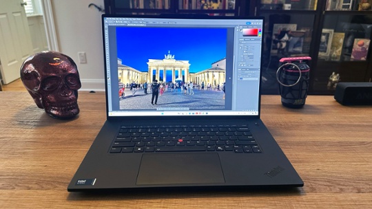 The Lenovo ThinkPad P1 Gen 7 workstation battery life is actually ridiculous