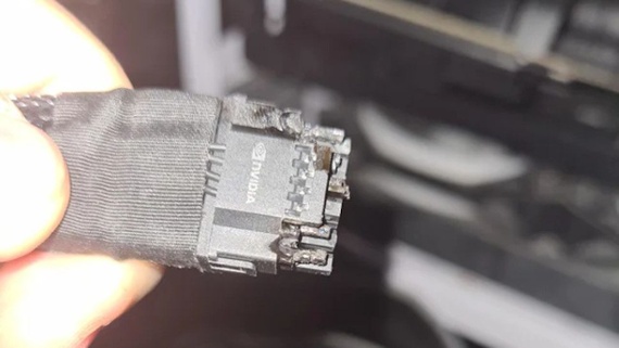 RTX 4090 cables appear to be melting