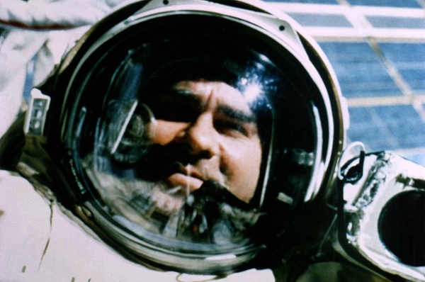 Cosmonaut Alexander Viktorenko dies at 76