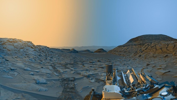 This 'postcard' of Mars from Curiosity rover is gorgeous