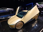 BRUSSELS, BELGIUM - JANUARY 10: Tesla Cybercab or Robotaxi two-passenger battery-electric self-driving car and Tesla Cybertruck battery electric pickup truck on display at the 2025 Autosalon on January 10, 2025 in Brussels, Belgium. (Photo by Sjoerd van der Wal/Getty Images)