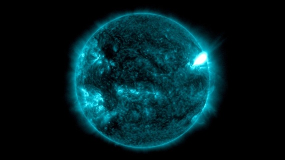 Sun blasts solar flare causing radio blackouts on Earth