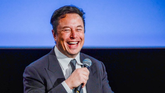 Is Elon Musk killing Twitter?