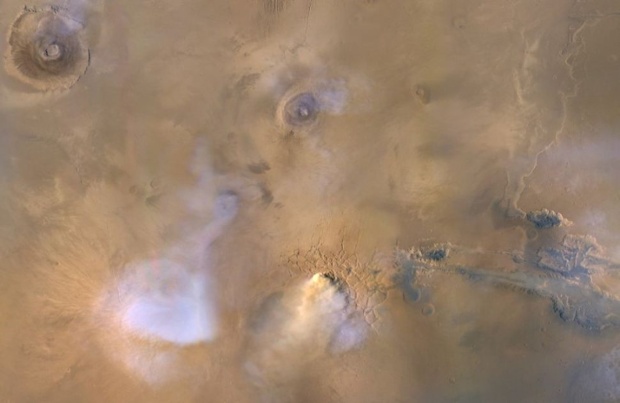 Even small Mars dust storms dry out the Red Planet, scientists find