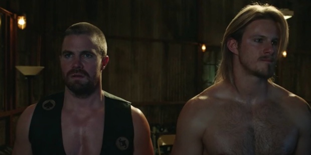 Arrow's Stephen Amell And Vikings' Alexander Ludwig Team Up Shirtless For First Heels Trailer