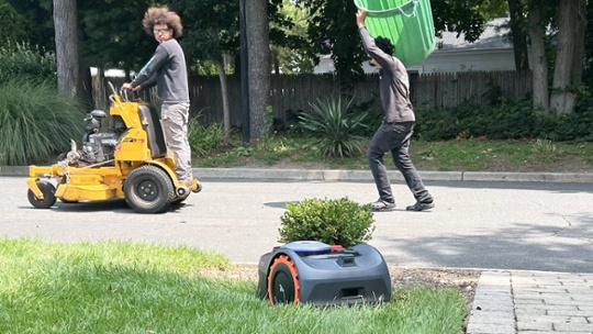 I tried the Navimow i110N robot lawn mower — and it might just replace your landscapers