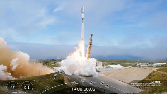SpaceX launches its 50th mission of the year (video)
