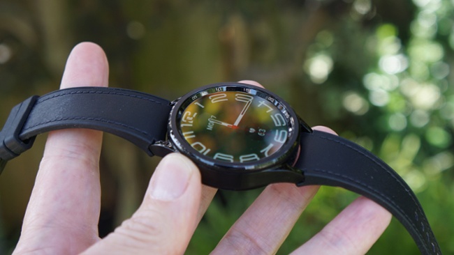 The Galaxy Watch Classic could be back for 2025