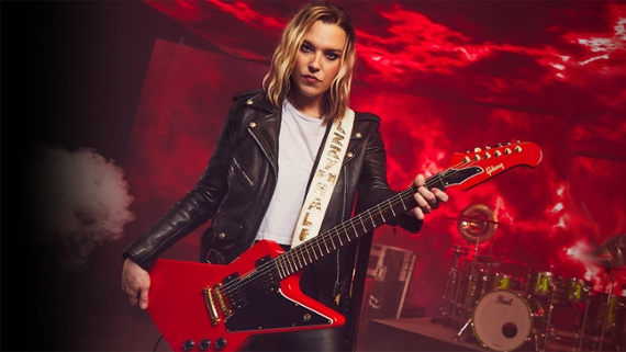 Gibson and Lzzy Hale officially unveil the hybrid Explorerbird signature model