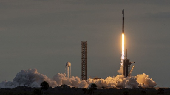Watch SpaceX launch 51 Starlink internet satellites