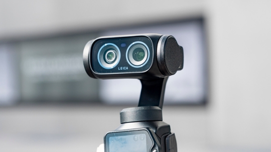 Insta360 Luna Ultra camera