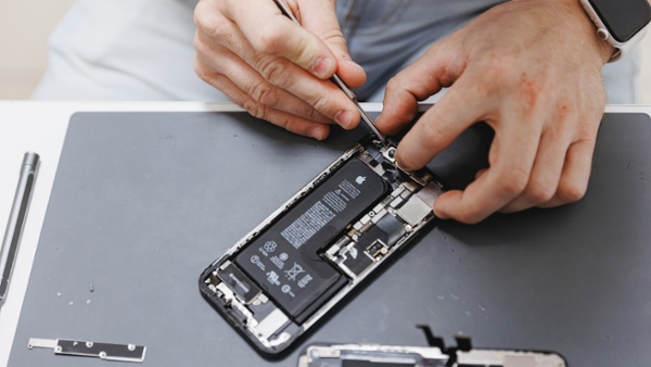 Apple says repairability isn't always eco-friendly