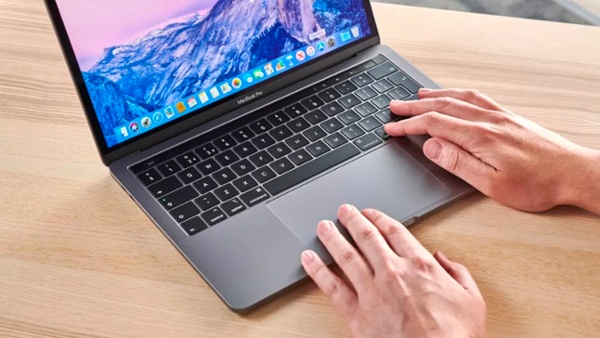 Some MacBook Pros are being hit by 'dustgate'