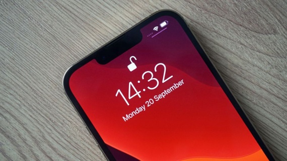 Is Apple really planning to nix the notch?