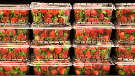 Contaminated strawberries linked to hepatitis outbreak, FDA says