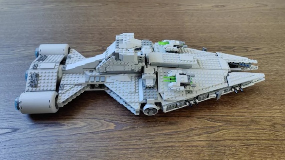 Lego Star Wars Imperial Light Cruiser review