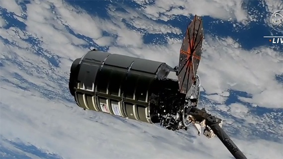 Cygnus space freighter arrives at space station