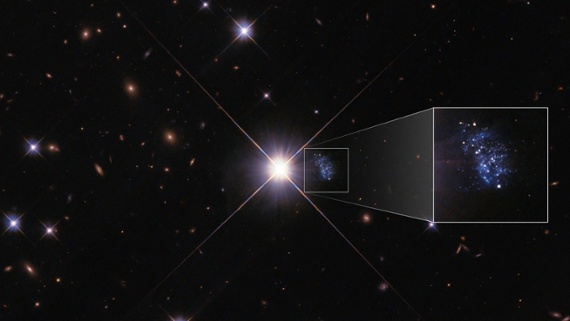 Strange galaxy offers glimpse into early universe