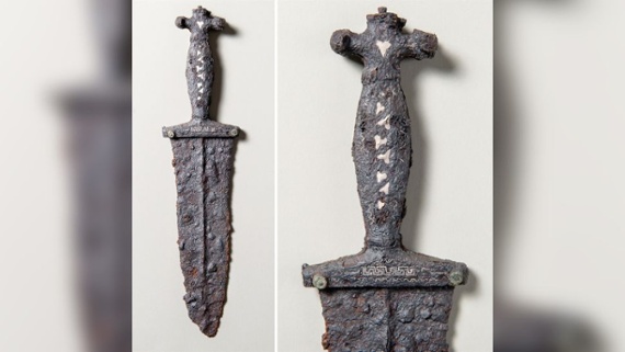 10 stunning swords and other ancient weapons uncovered in 2021