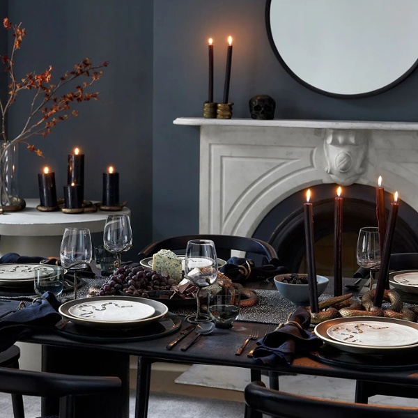 After hours of searching, we found you the chicest decor for Halloween