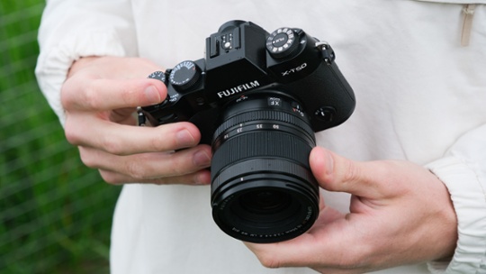 Fujifilm XF 16-50mm f/2.8-4.8 R LM WR review: above standard zoom