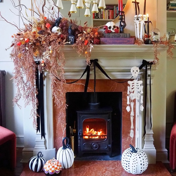 7 brilliant Halloween decor storage ideas future-you will thank you for